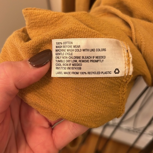 Universal Thread Cropped Henley-Sz L - Picture 7 of 7